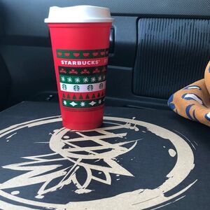 Starbucks holiday limitd edition  2020